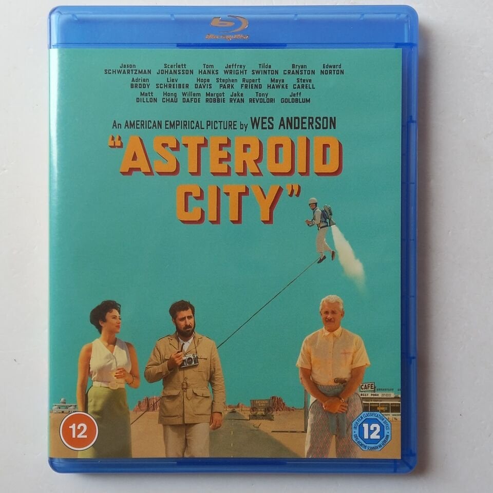 ASTEROID CITY - WES ANDERSON, SCARLETT JOHANSSON, TOM HANKS, TILDA SWINTON - BLU-RAY 2.EL