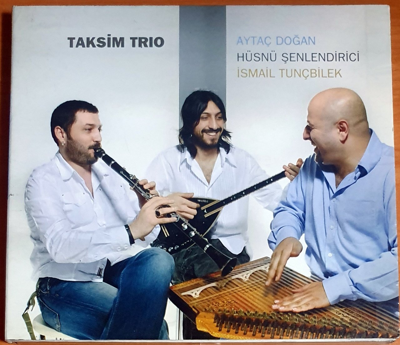 TAKSİM TRIO - AYTAÇ DOĞAN, HÜSNÜ ŞENLENDİRİCİ, İSMAİL TUNÇBİLEK (2007) - CD DOUBLEMOON 2.EL