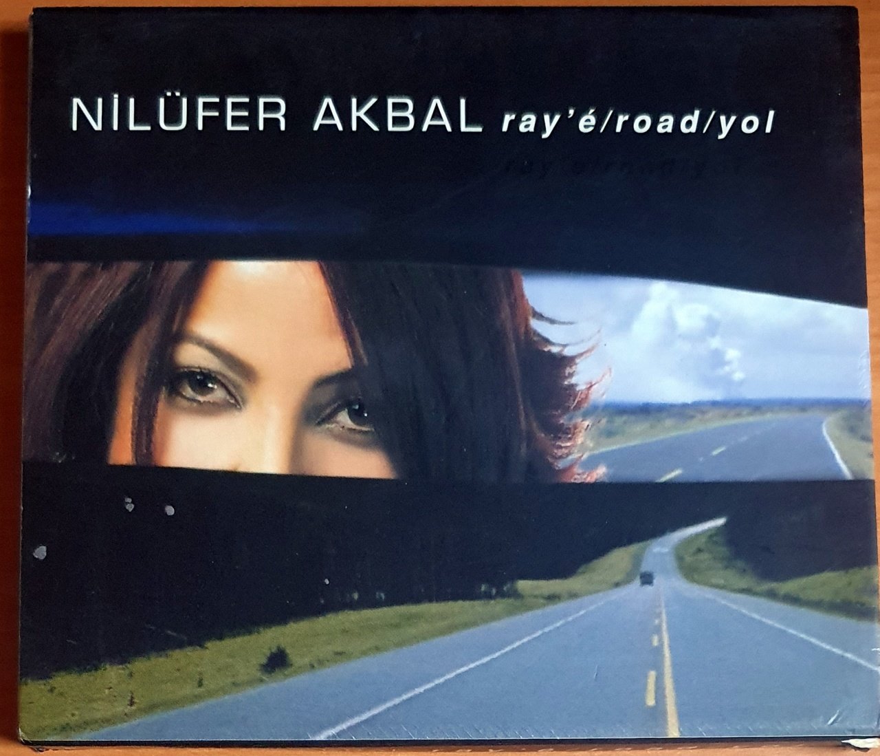 NİLÜFER AKBAL - RAY'E / ROAD / YOL (2002) - CD ADA MÜZİK 2.EL