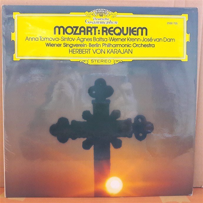 MOZART: REQUIEM, WIENER SINGVEREIN, HERBERT VON KARAJAN (1976) - PLAK 2.EL DEUTSCHE GRAMMOPHON