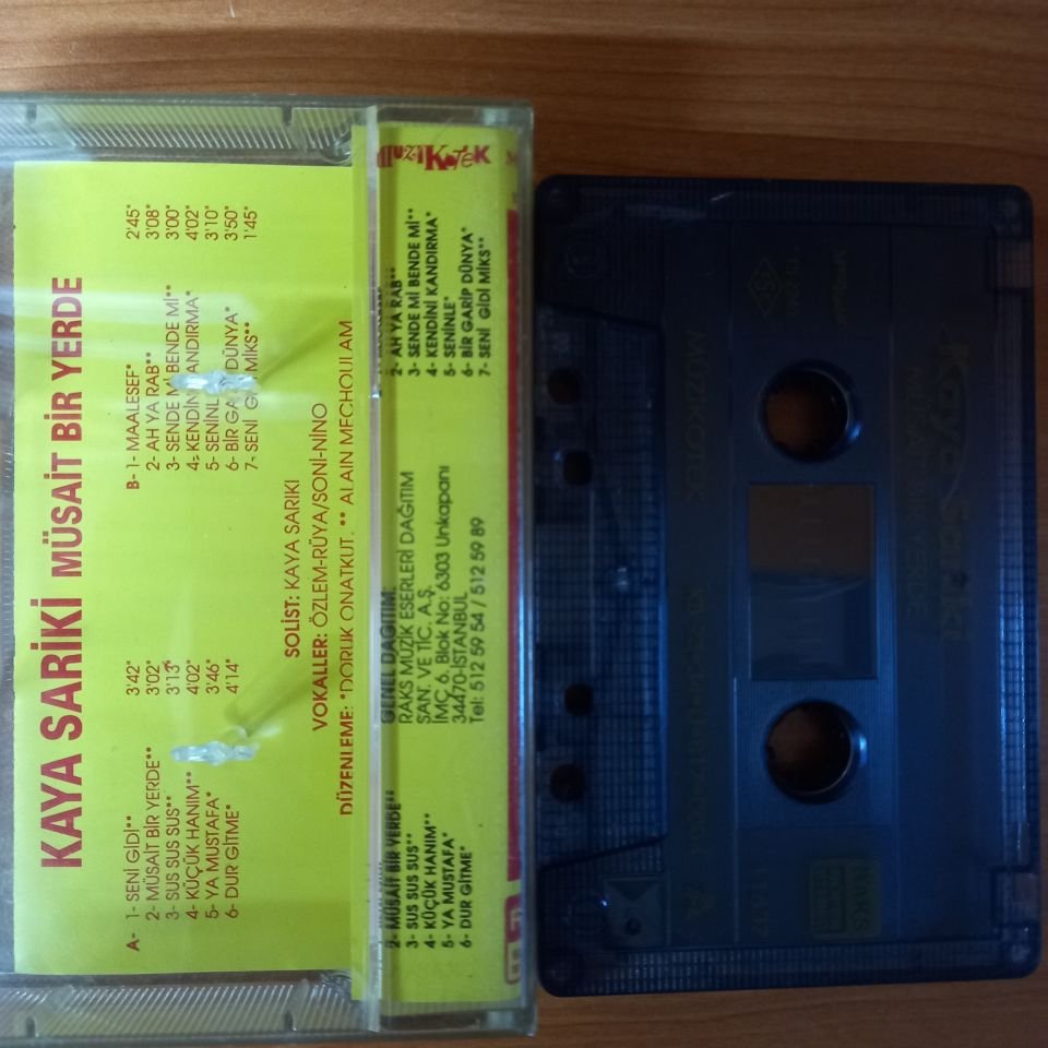 KAYA SARİKİ - MÜSAİT BİR YERDE (1993) - KASET 2.EL