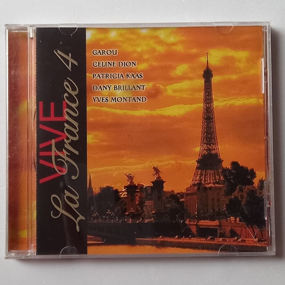 VIVE LA FRANCE 4 - GAROU, CELINE DION, PATRICIA KAAS, DANY BRILLANT, YVES MONTAND (2005) - CD 2.EL