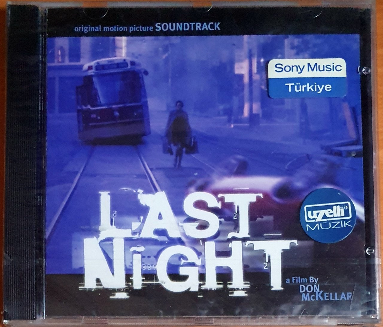 LAST NIGHT SOUNDTRACK / THE ESPRIT ORCHESTRA, THE FIFTH DIMENSION, LOOKING GLASS, GUES WHO, EDWARD BEAR (1998) - CD SIFIR