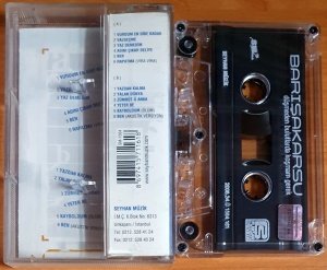 BARIŞ AKARSU - DÜŞMEDEN BULUTLARDA KOŞMAM GEREK (2006) - KASET 2.EL