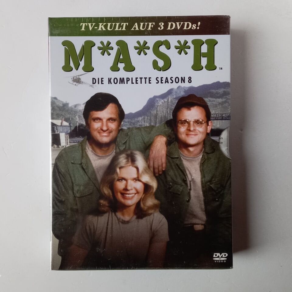 M*A*S*H - THE COMPLETE SEASON 8 - 3DVD AMBALAJINDA SIFIR
