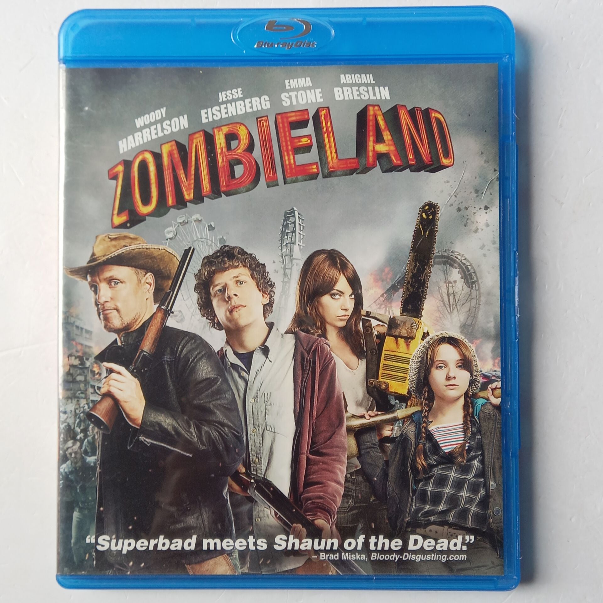 ZOMBIELAND - WOODY HARRELSON, JESSE EISENBERG, EMMA STONE - 2 DİSK BLU-RAY 2.EL