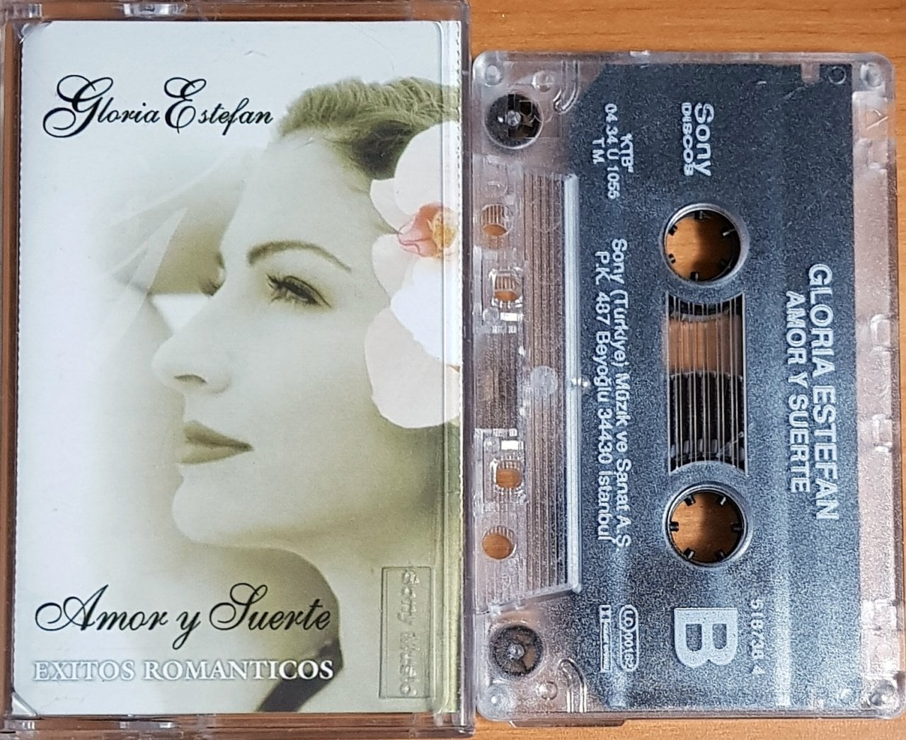 GLORIA ESTEFAN - AMOR Y SUERTE (2004) SONY DISCOS KASET 2.EL