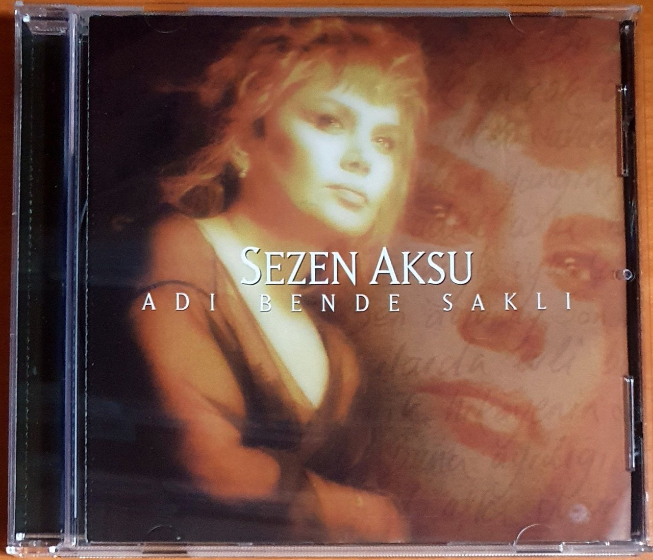SEZEN AKSU - ADI BENDE SAKLI (1998) - CD 2.EL