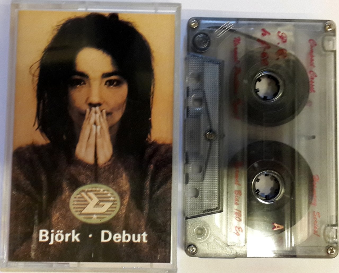 BJORK - DEBUT (1993) CASSETTE MADE IN INDONESIA ''USED''