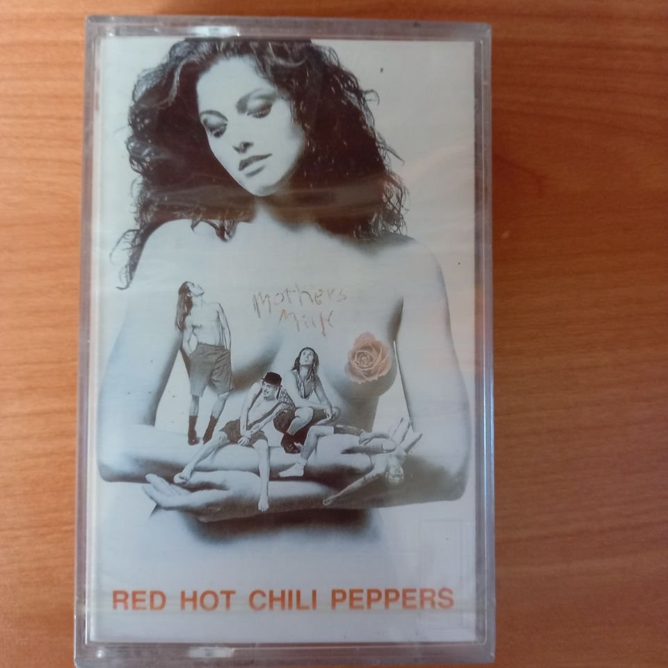 RED HOT CHILI PEPPERS - MOTHER'S MILK (1990) - KASET SIFIR