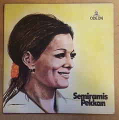 SEMİRAMİS PEKKAN BİLE BİLE / VUR PATLASIN ÇAL OYNASIN 45LİK AÇILIR KAPAĞI DİKKAT SADECE KAPAKTIR