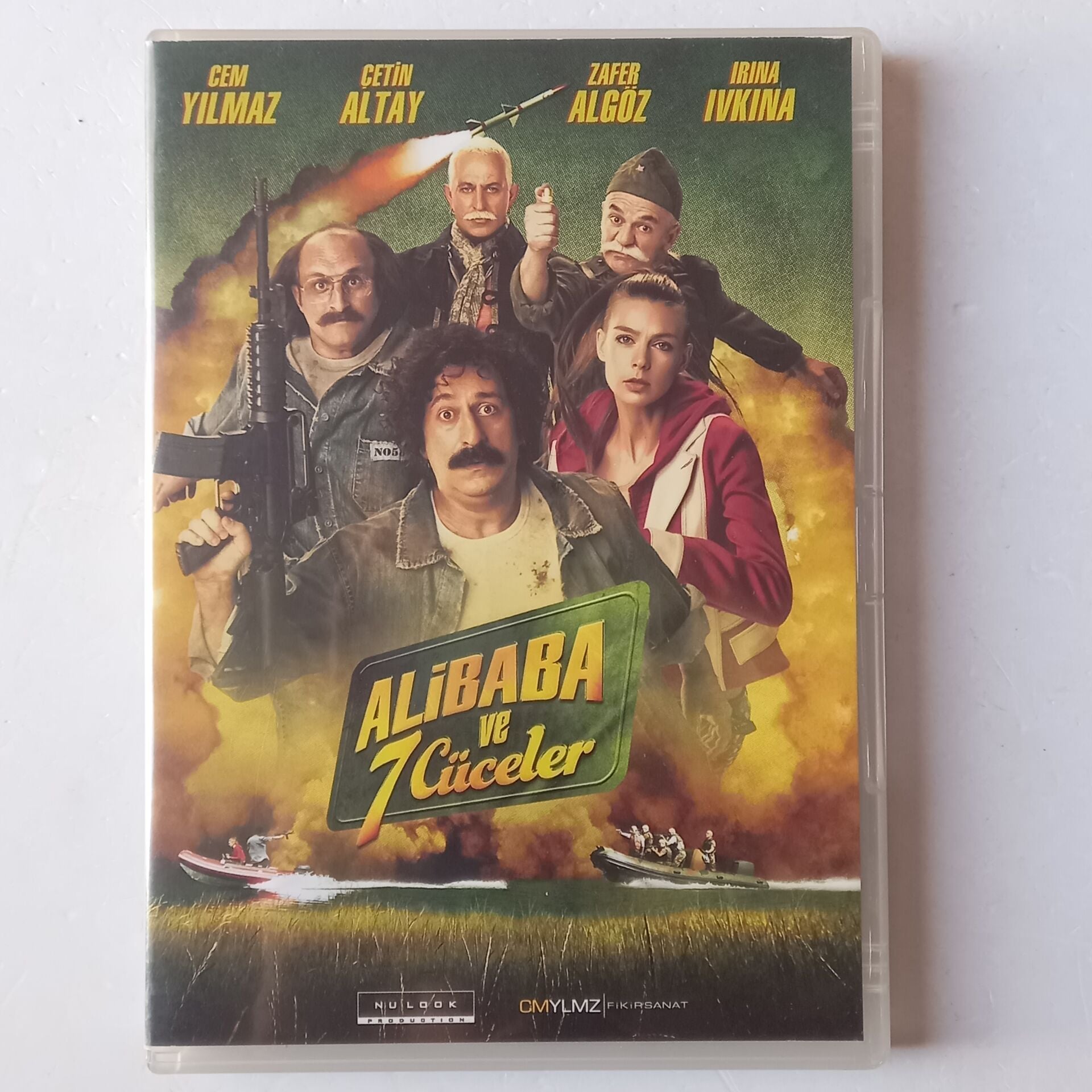 ALİBABA VE 7 CÜCELER - CEM YILMAZ, ÇETİN ALTAY, ZAFER ALGÖZ - DVD 2.EL