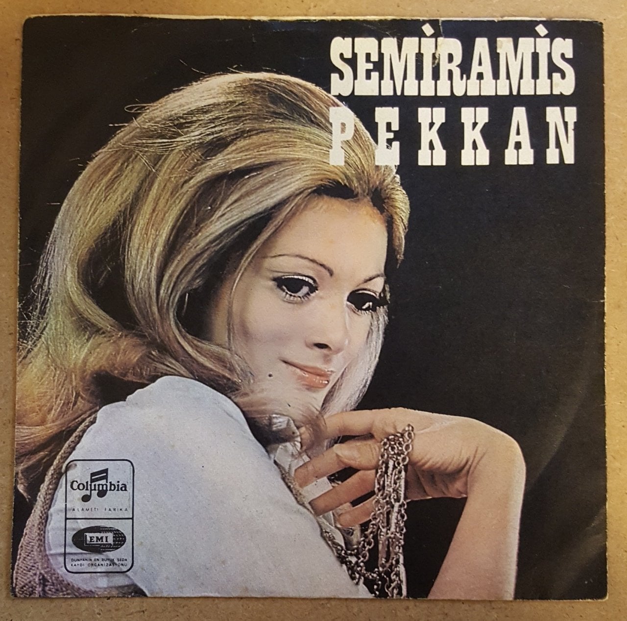SEMİRAMİS PEKKAN KÖY DÜĞÜNÜ / TANRI VERDİ ÇALMADIM Kİ 7'' 45 DEVİR KAPAKLI