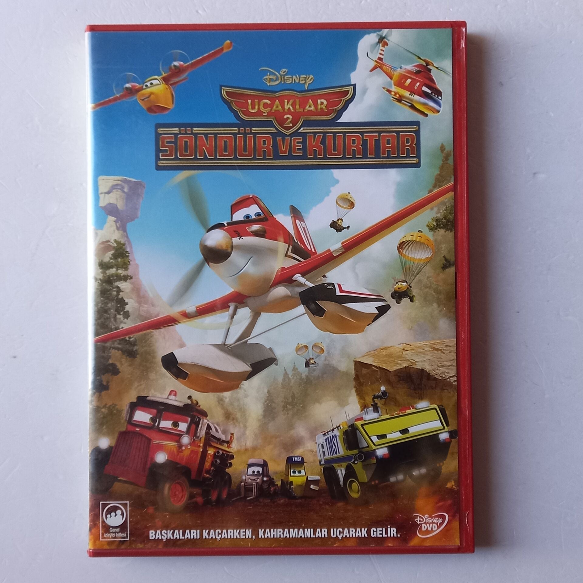 UÇAKLAR 2: SÖNDÜR VE KURTAR - DVD 2.EL