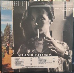STREETHEART - UNDER HEAVEN OVER HELL (1979) - 2.EL PLAK