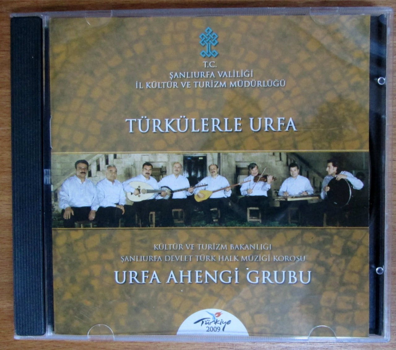 TÜRKÜLERLE URFA URFA AHENGİ GRUBU CD 2.EL