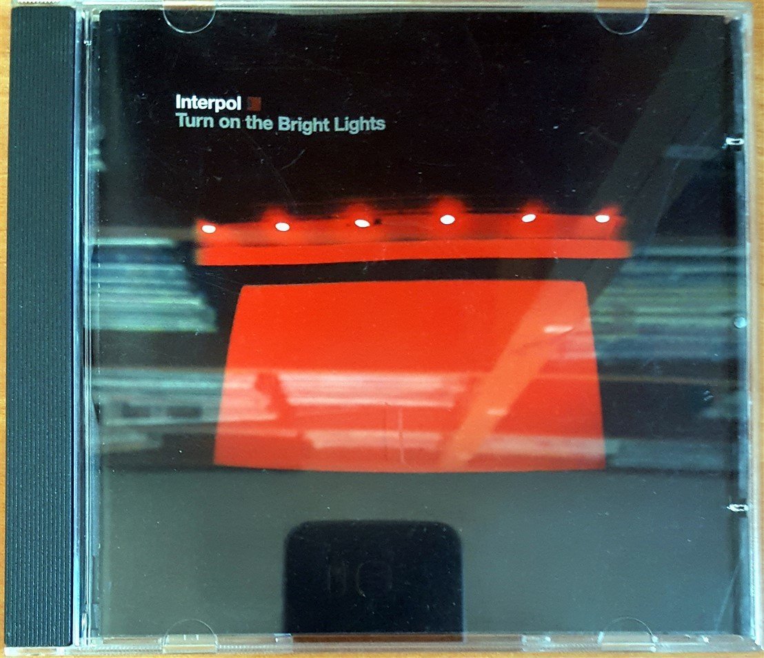 INTERPOL - TURN ON THE BRIGHT LIGHTS (2002) MATADOR RECORDS CD 2.EL