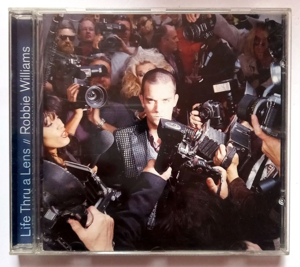 ROBBIE WILLIAMS – LIFE THRU A LENS (1997) - CD 2.EL