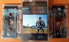 PINK FLOYD - DELICATE SOUND OF THUNDER DOUBLE CASSETTE MADE IN HOLLAND ''USED''