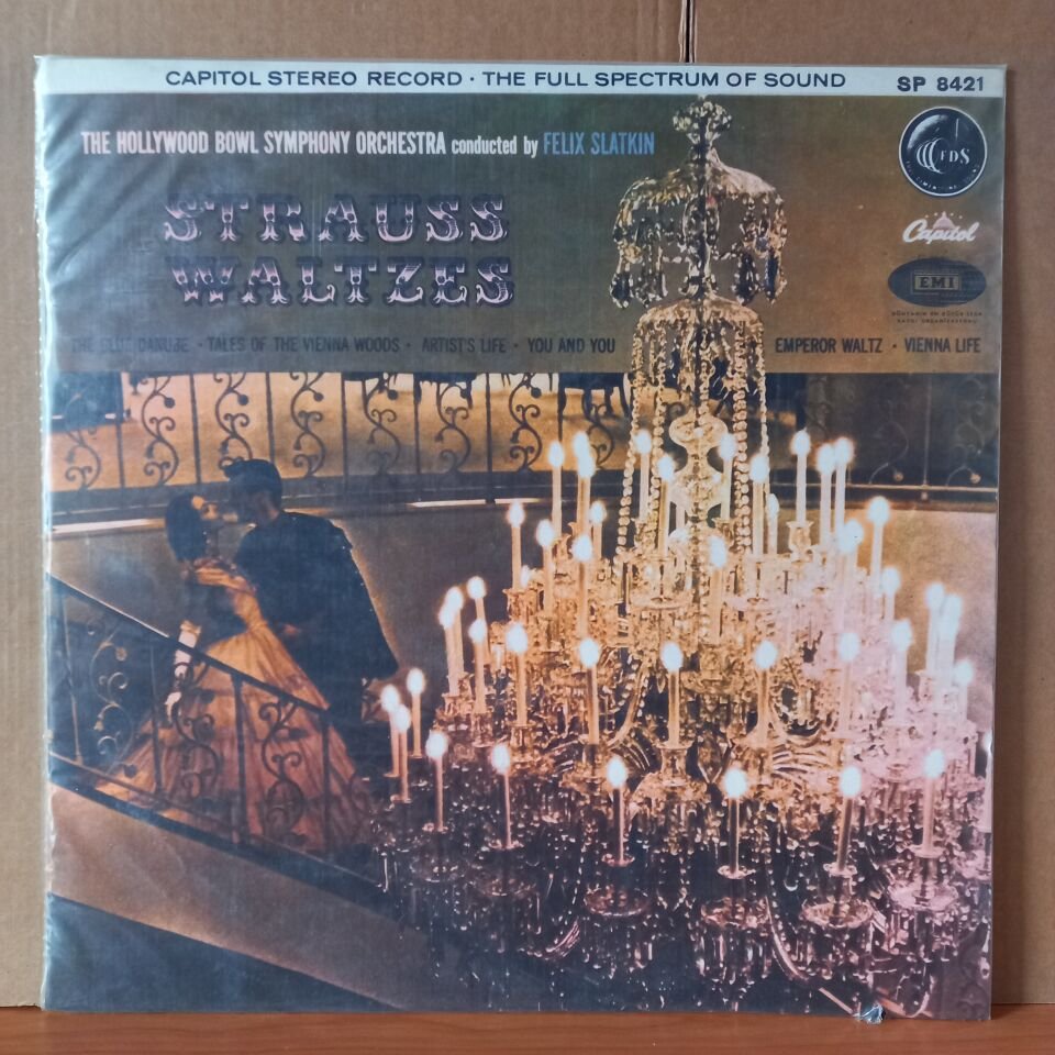 STRAUSS WALTZES / THE HOLLYWOOD BOWL SYMPHONY ORCHESTRA CONDUCTED BY FELIX SLATKIN - LP 2.EL PLAK