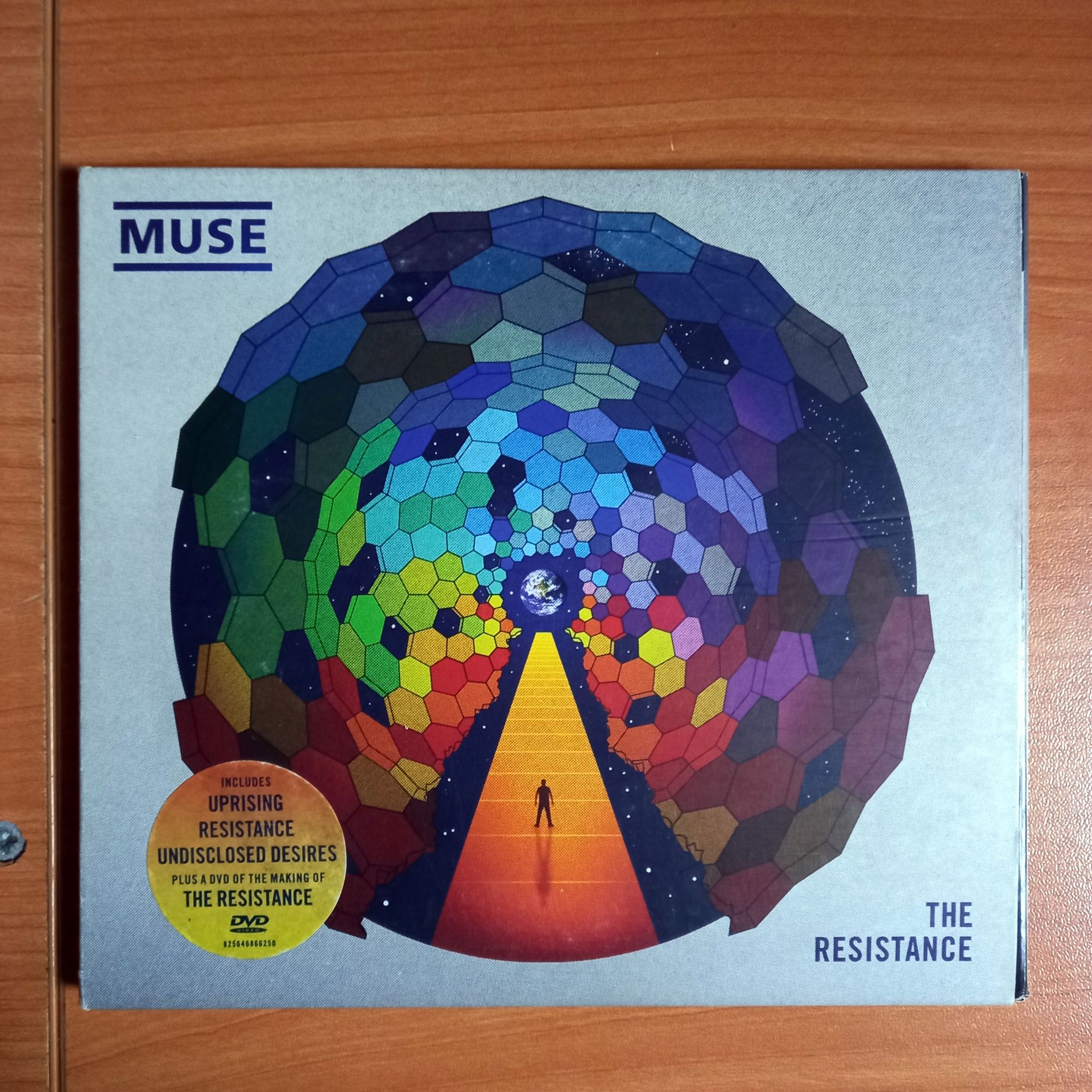 MUSE – THE RESISTANCE + THE MAKING OF RESISTANCE (2009) - CD+DVD 2.EL