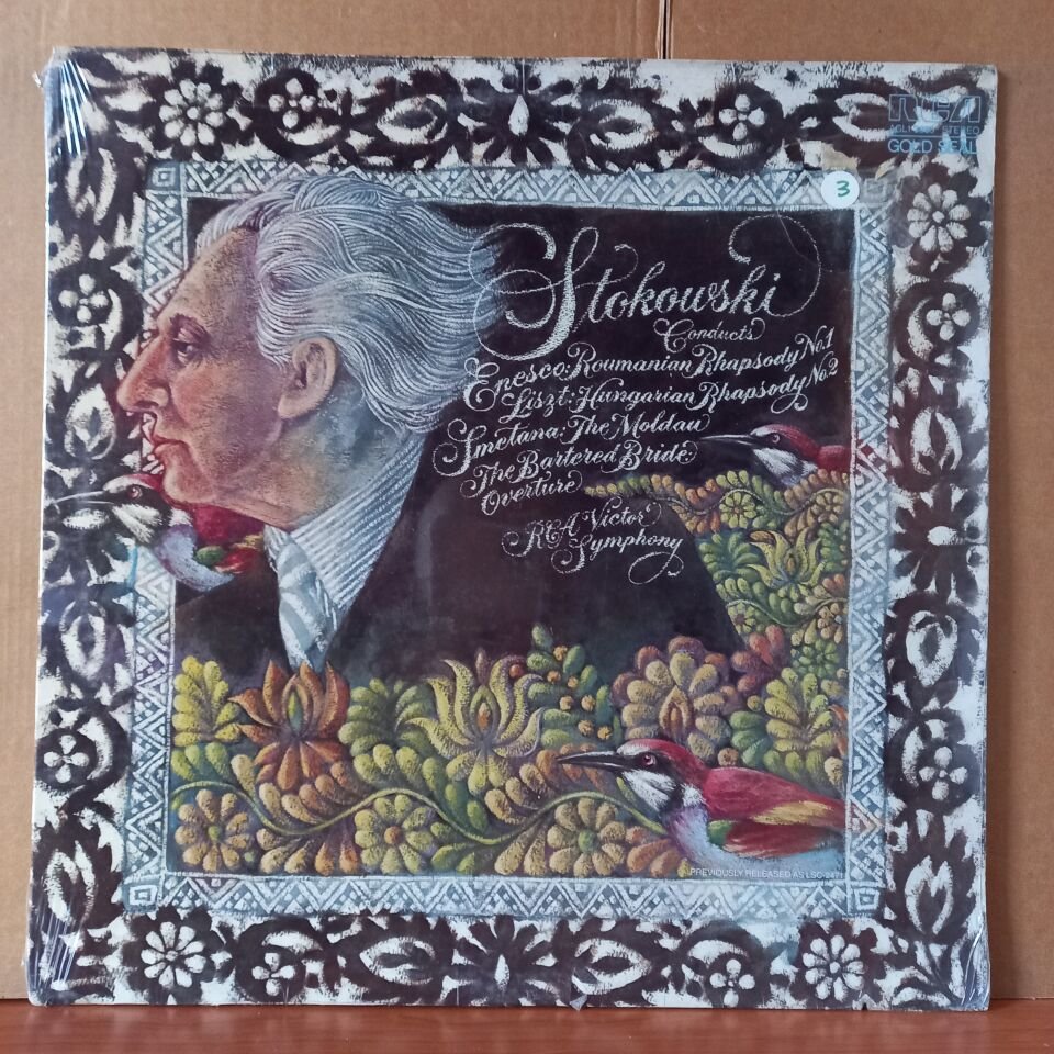 STOKOWSKI CONDUCTS ENESCO: ROUMANIAN RHAPSODY NO. 1 LISZT: HUNGARIAN RHAPSODY NO. 2 SMETANA: THE MOLDAU THE BARTERED BRIDE: OVERTURE / RCA VICTOR SYMPHONY (1981) - LP DÖNEM BASKISI SIFIR PLAK