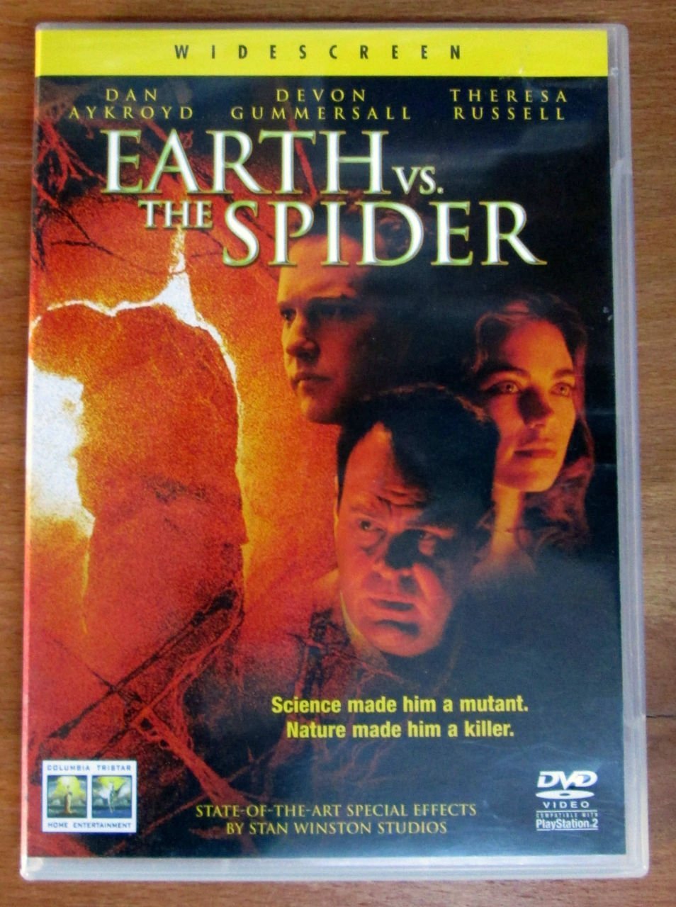 EARTH vs. The SPIDER - DAN AYKROYD - THERESA RUSSELL - DVD SIFIR