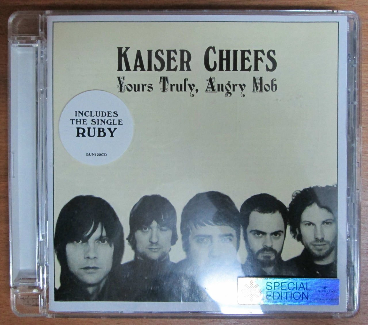 KAISER CHIEFS - YOURS TRULY - CD 2.EL