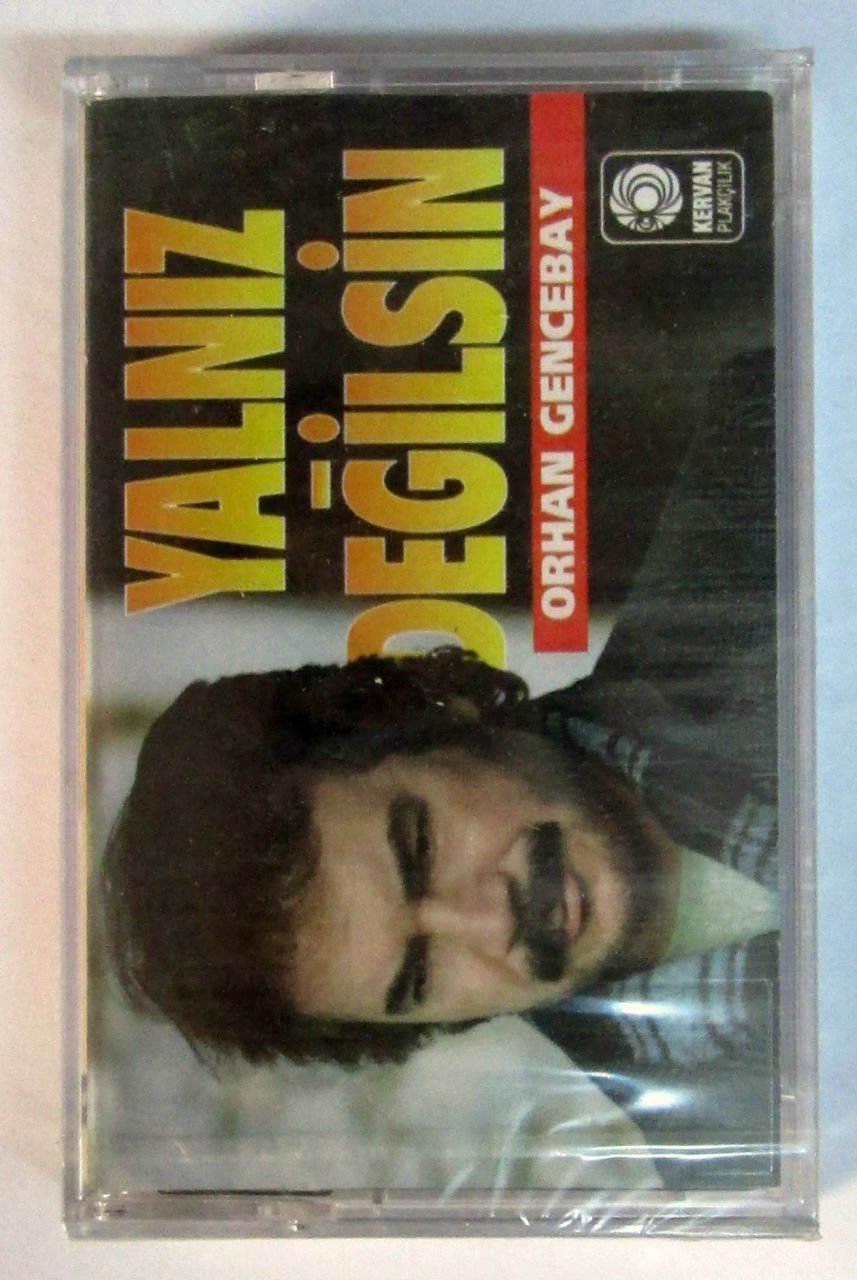 ORHAN GENCEBAY - YALNIZ DEĞİLSİN - KASET SIFIR