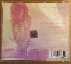 RIHANNA LOUD (2010) CD 2.EL