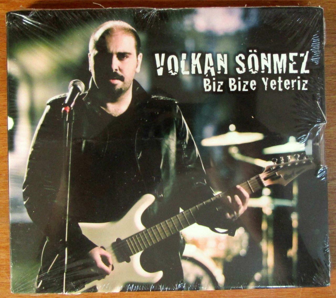VOLKAN SÖNMEZ - BİZ BİZE YETERİZ CD SIFIR