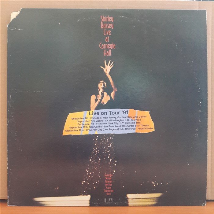 SHIRLEY BASSEY - LIVE AT CARNEGIE HALL (1973) - 2LP 2.EL PLAK