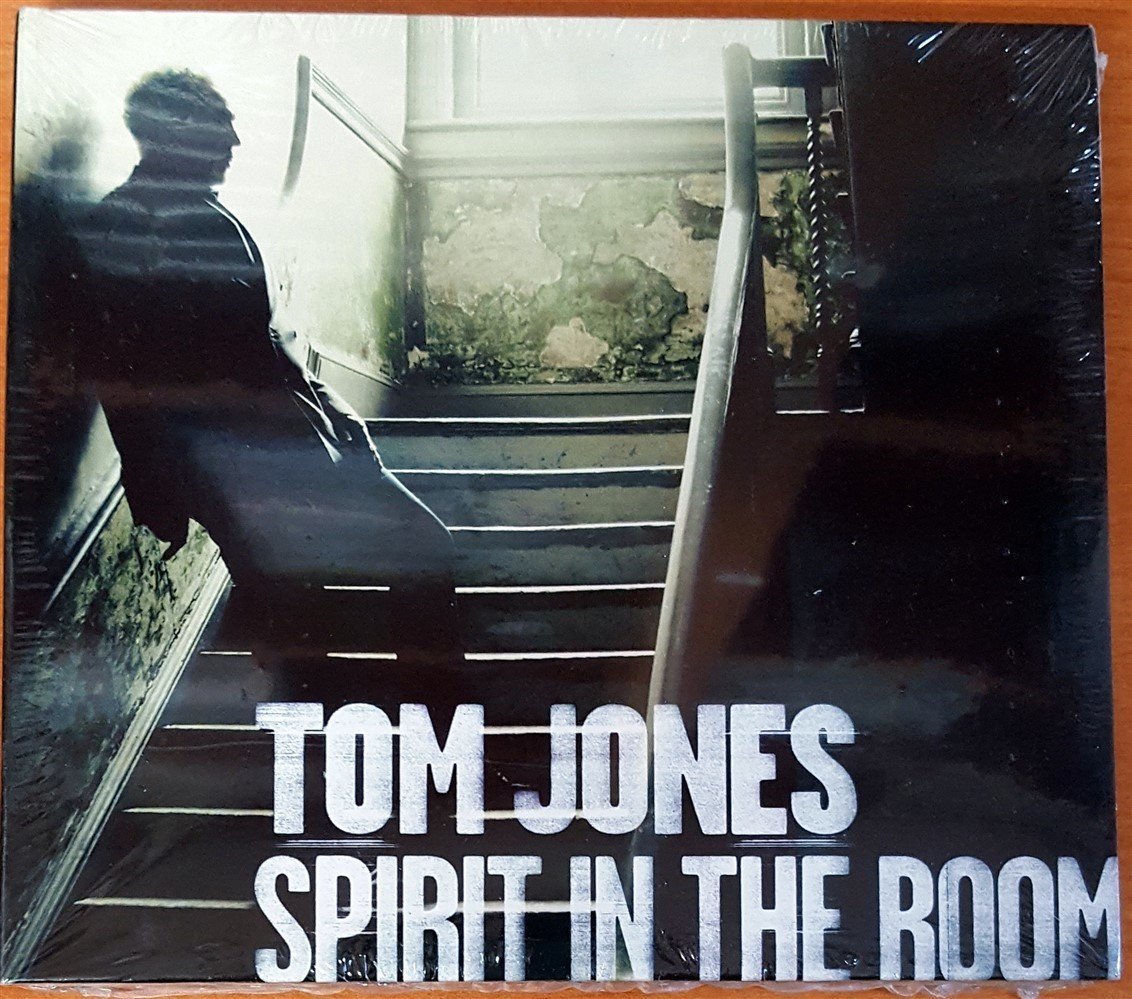 TOM JONES - SPIRIT IN THE ROOM CD SIFIR