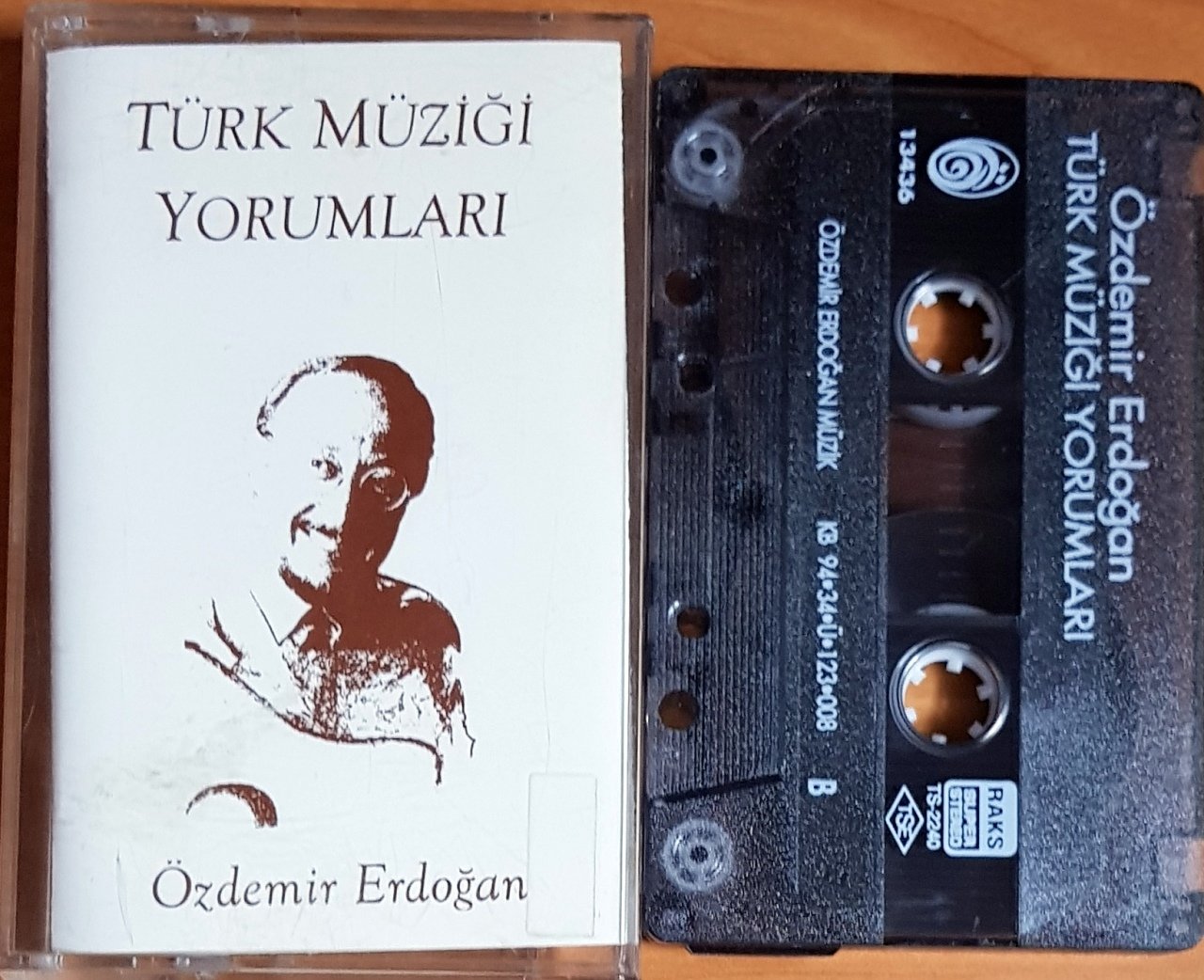 ÖZDEMİR ERDOĞAN - TÜRK MÜZİĞİ YORUMLARI (1994) KASET 2.EL