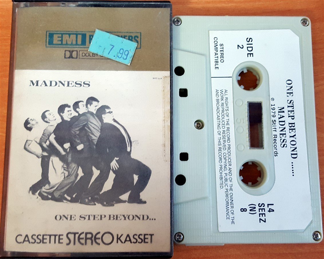 MADNESS - ONE STEP BEYOND KASET 2.EL