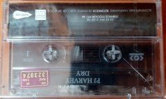 PJ HARVEY - DRY CASSETTE MADE IN TURKEY ''NEW''