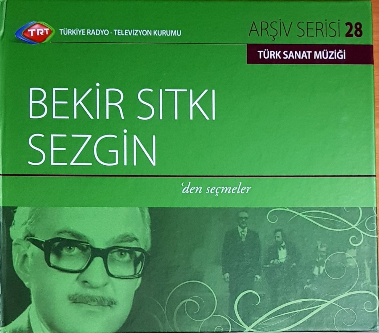 BEKİR SITKI SEZGİN'DEN SEÇMELER / TRT ARŞİV SERİSİ 28 / ULUS MÜZİK CD 2.EL