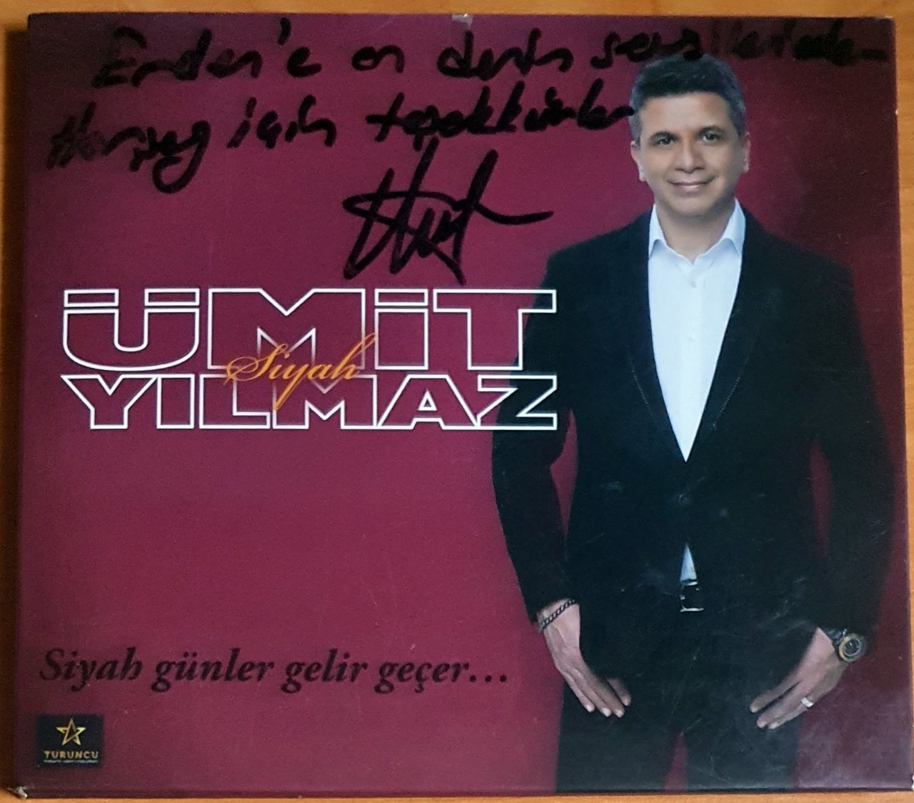 ÜMİT YILMAZ - SİYAH (2018) - CD İSME İMZALI 2.EL