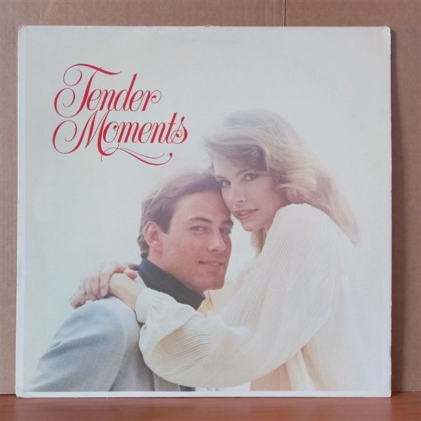 TENDER MOMENTS / TOM JONES, DORIS DAY, BOBBY WINTON, TONY BENNETT, RAY CONNIFF (1979) - LP 2.EL PLAK