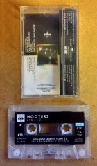 HOOTERS ZIG ZAG 1990 CASSETTE MADE IN TURKEY ''USED''