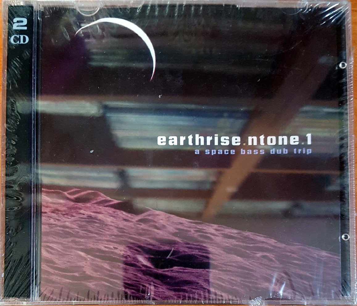 EARTHRISE.NTONE.1 / A SPACE BASS TRIP / COLDCUT, HEX, NEOTROPIC, JOURNEYMAN (1995) INSTINCT RECORDS / NINJA TUNE 2CD SIFIR