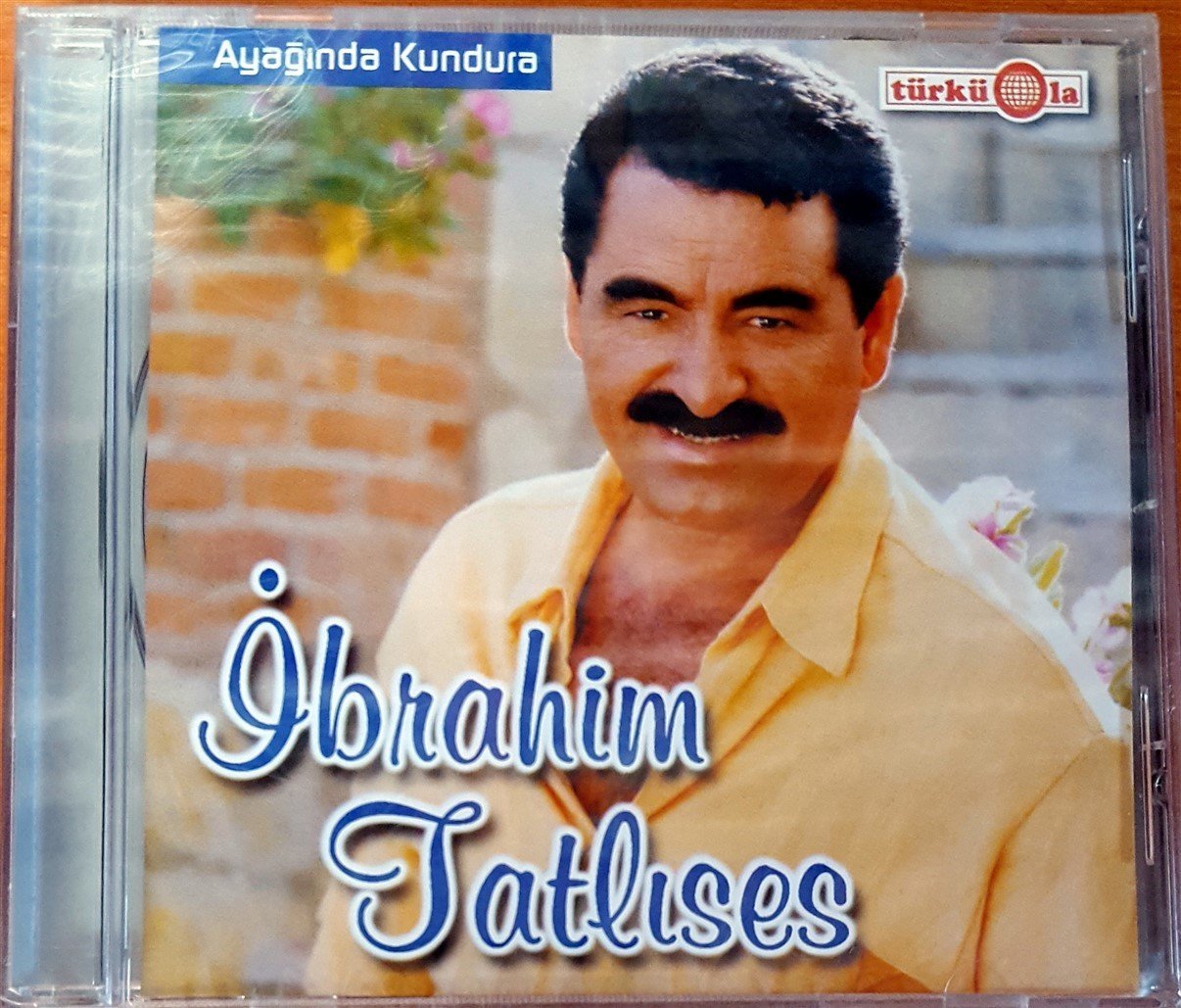 İBRAHİM TATLISES - AYAĞINDA KUNDURA CD SIFIR