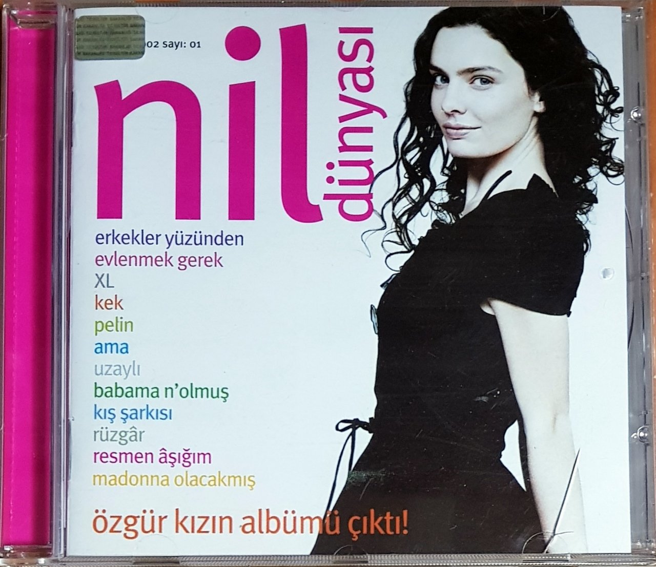 NİL KARAİBRAHİMGİL - NİL DÜNYASI (2002) EPIC CD 2.EL