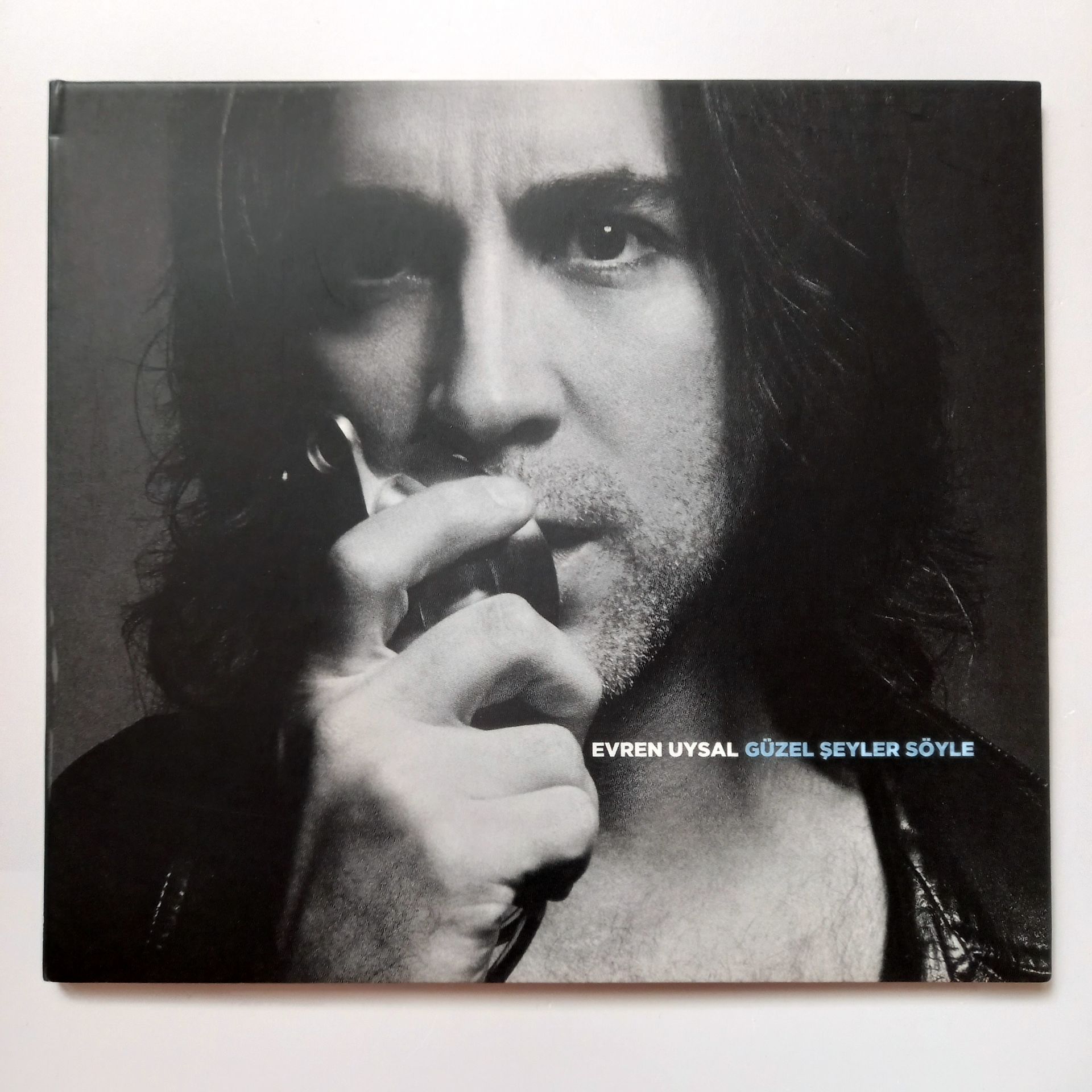 EVREN UYSAL – GÜZEL ŞEYLER SÖYLE (2018) - CD 2.EL