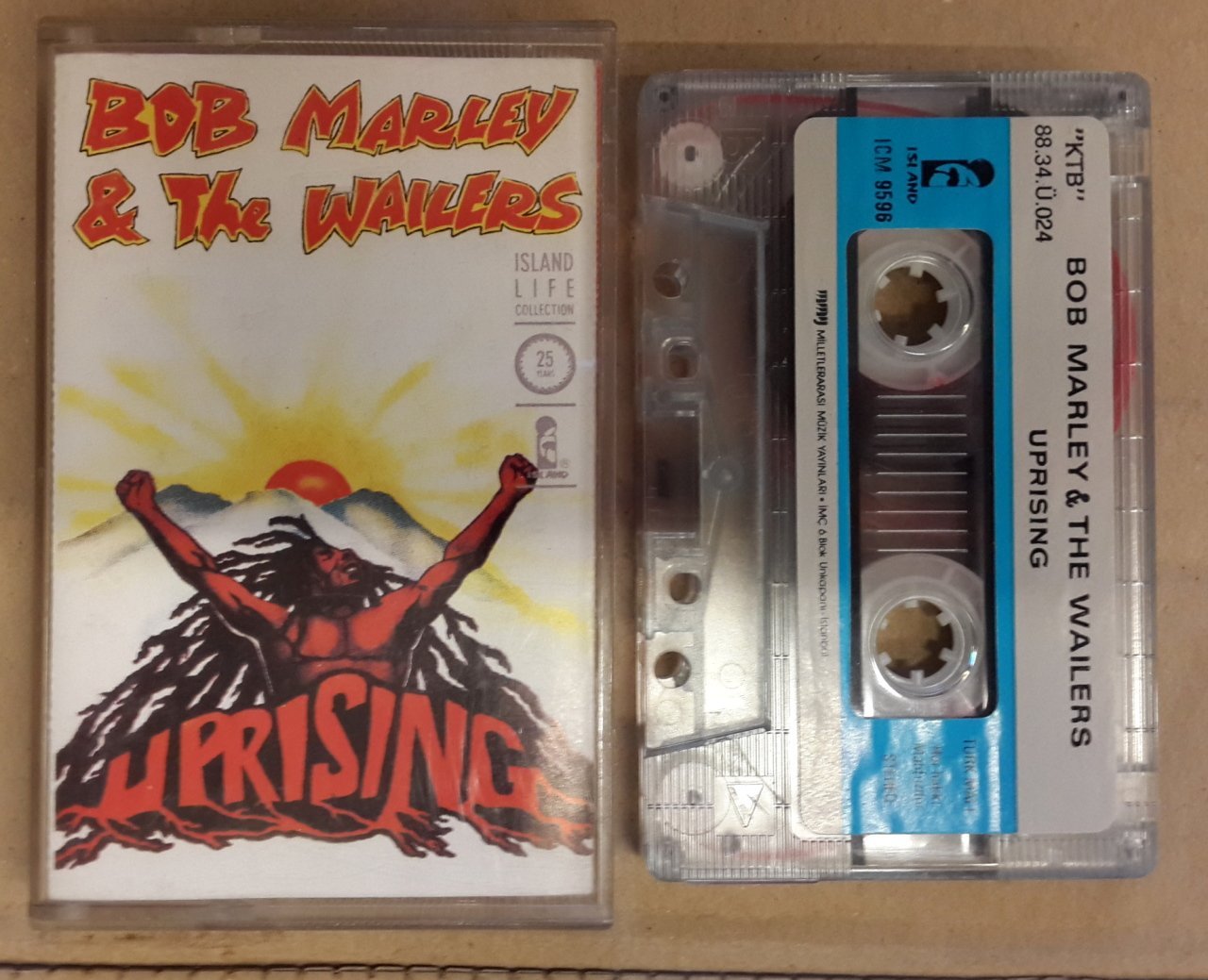 BOB MARLEY & THE WAILERS - UPRISING CASSETTE 1988 PAPER LABEL MADE IN TURKEY ''USED''