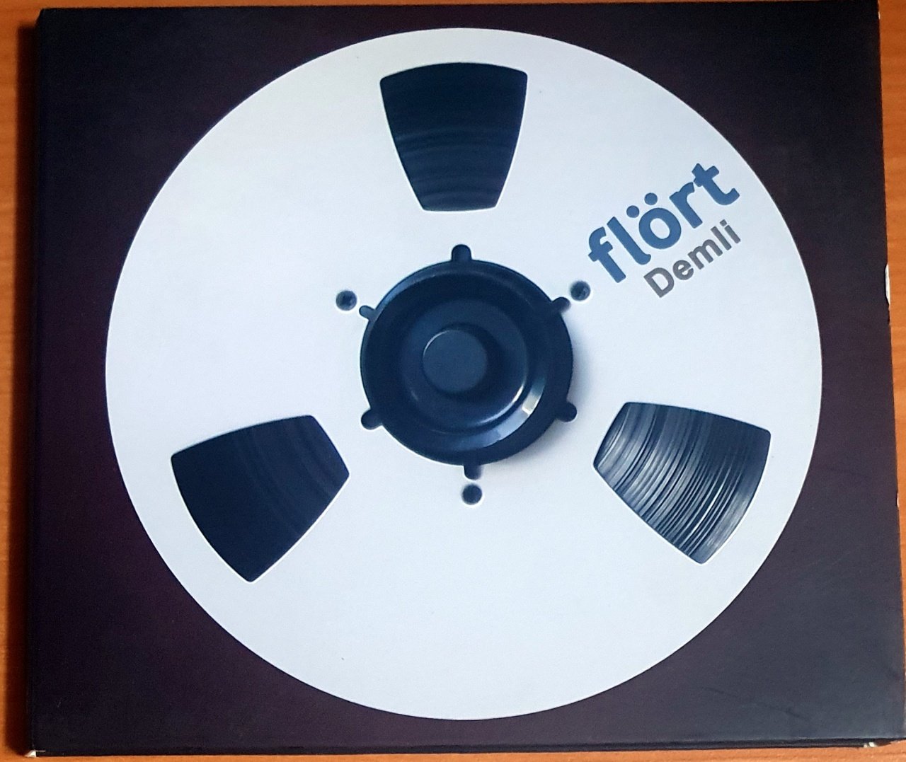 FLÖRT - DEMLİ - CD 2.EL