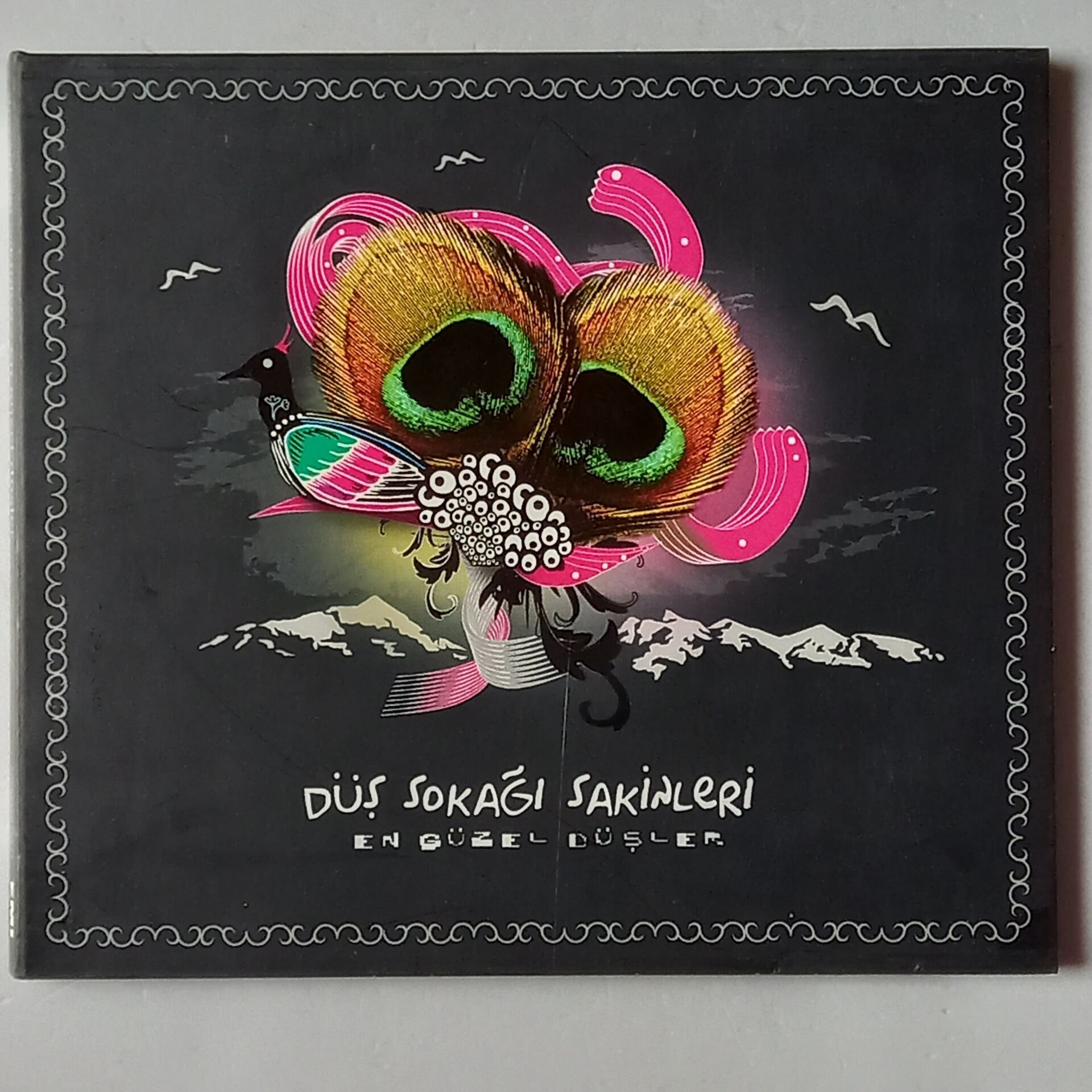 DÜŞ SOKAĞI SAKİNLERI – EN GÜZEL DÜŞLER (2017) - CD DIGIPAK 2.EL