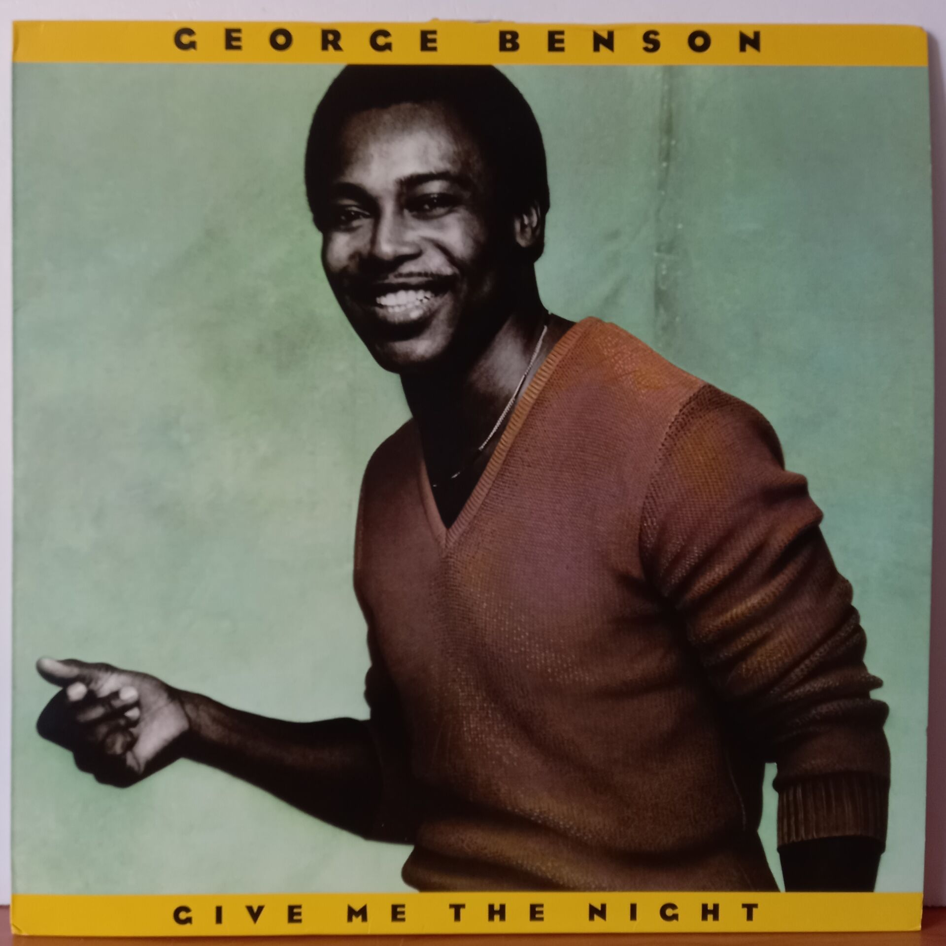 GEORGE BENSON – GIVE ME THE NIGHT (2014) - LP 2.EL PLAK