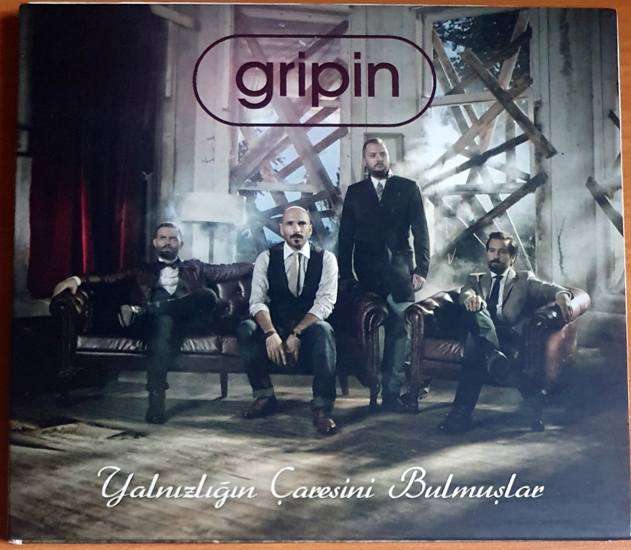 GRİPİN - YALNIZLIĞIN ÇARESİNİ BULMUŞLAR - CD 2.EL