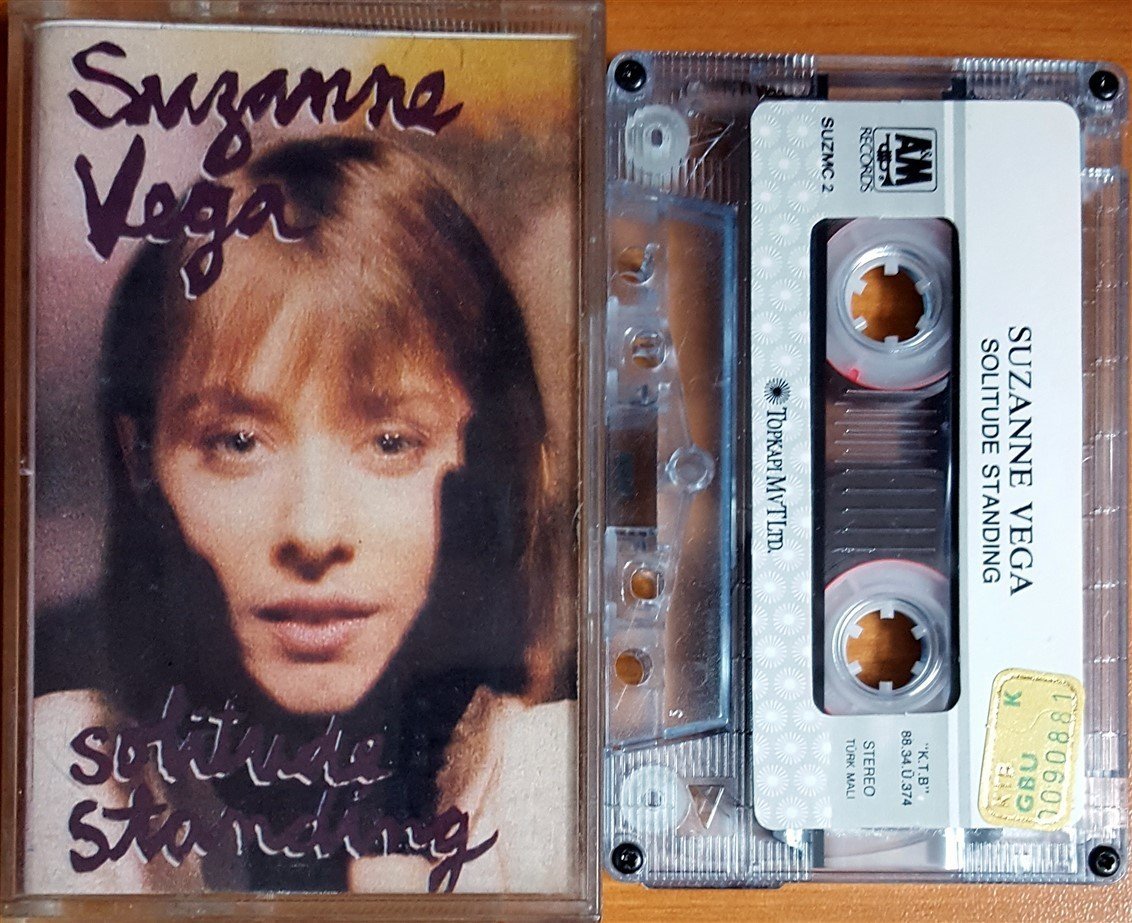 SUZANNE VEGA - SOLITUDE STANDING (1988) TOPKAPI KASET 2.EL